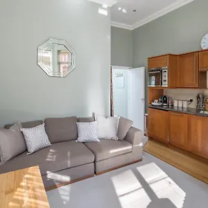 1 Minute From Sloane Square Homm Walkable To Harrods And Kings Road Apartment *