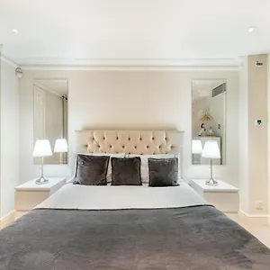 Harrods Bed & Breakfast London