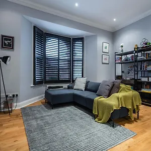 Spacious Clapham Near Brixton