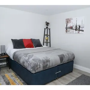 Stayzo - Crofton Park - Refurbished *