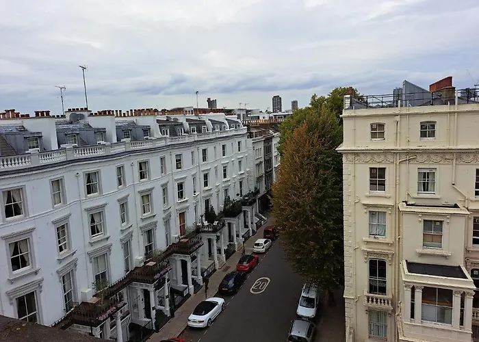 Palace Court Hotel Londra fotoğrafı