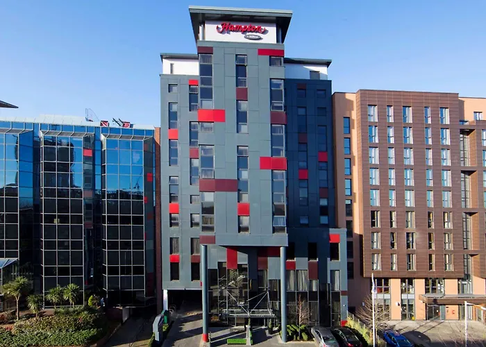 Photo de Hotel Hampton By Hilton London Croydon