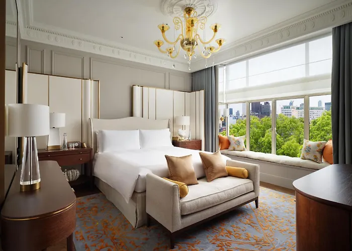 The Savoy Hotel London foto