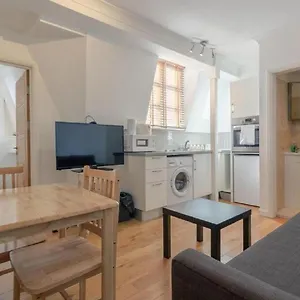 Paddington Stays By Guru Apartment