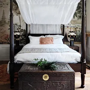 Princelet Town & Board Inn London