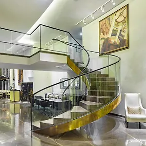Crowne Plaza Battersea 4* London