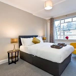 Marylebone Apartment *