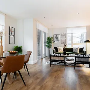 The Hoxton Docks - Modern & Bright 1bdr Flat With Study & Balcony London