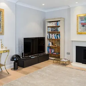 Apartment Beautiful 2 Bedroom 2 Bath Flat In South Kensington