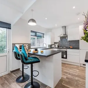 Pembroke Pad Apartment Norwood