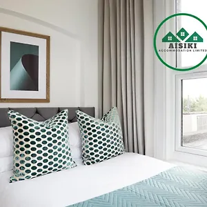 Fw Haute North Finchley: Pet-friendly 3-bed Flat With Wi-fi * Finchley