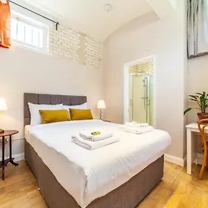 Guest house Lotus Guesthouse In Jamyang Buddhist Center *