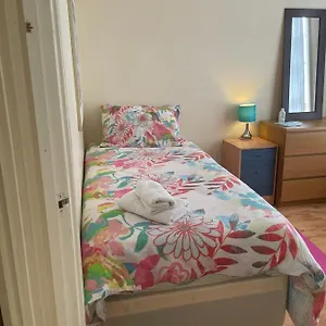 Cama Box Finsbury Park