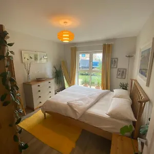 Apartment Stylish With Terrace Uxbridge
