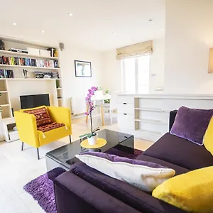 Notting Hill 2-bedroom Maisonette With Terrace Close To Portobello Rd * London