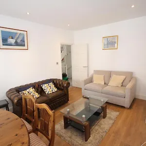 Place- Stylish Two Bedroom Apartment. *