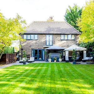 Gatsby Villa London Villa *