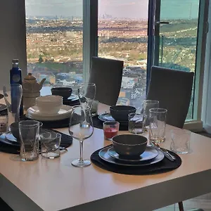 Apartment Deluxe Flat With Great Views