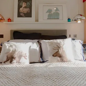Apartment Beautiful For 6 Near Olympic Park And Abba Theatre London