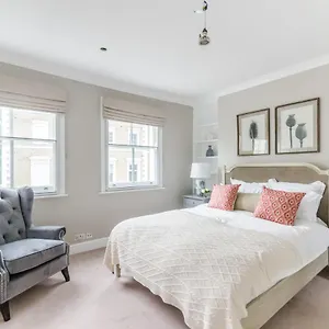 Joivy Elegant 2-bed, 2 Bath Flat With Private Terrace In South Kensington, Close To Tube * London