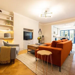 Apartment The Richmond Upon Thames Escape - Modern 2bdr Flat With Garden And Parking *