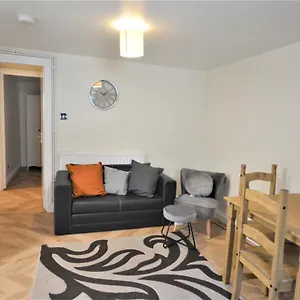 Modern One Bedroom