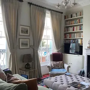 Comfortable 2 Bedroom In Lavish Holland Park With Balcony Apartment *