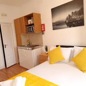 F17-bright 3rd Flr Studio For 2 Near Paddington Apartment