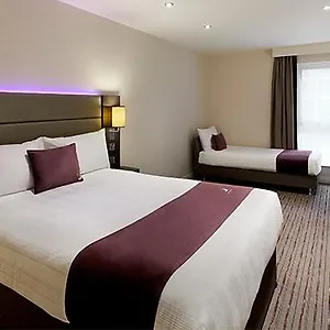 Premier Tooting Otel 3*
