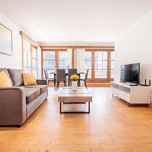 Holborn Penthouse Apartment *