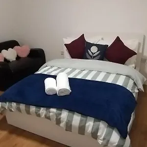 Stunning 1-bed In * London