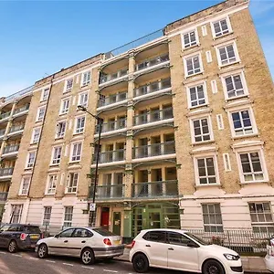 Well Located 2 Bedroom In Kings Cross *
