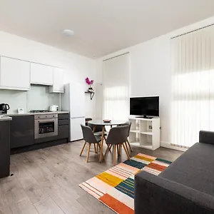 Apartment Euston London