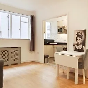 Neptune Flat 9 At Marble Arch Apartmán Londýn