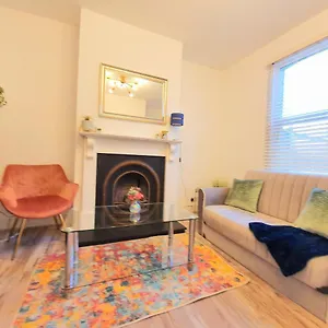 Holiday home Wimbledon Ideal 1 Bedroom Ground Floor With Garden London