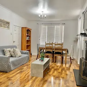 Apartment Penny Lein *