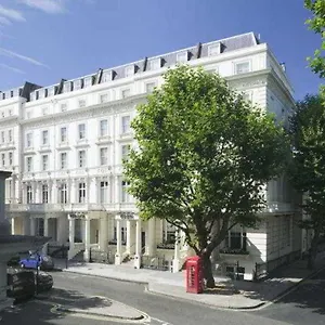 Szálloda Berjaya Eden Park 3*