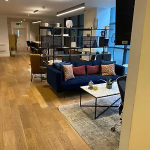 Morden 1 Bedroom City- Apt Central Stylish Living * Croydon