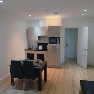 Apartment Sparrow 6 *