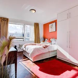 3-bedroom, 3-baths In Super Posh Marylebone, Central London, W1 Apartment