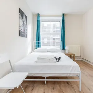 Aplacetostay Apartment, Zone 1 Homestay London