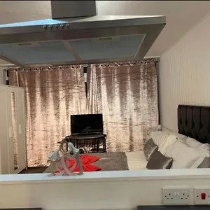 Apartment Amazing Studio Flat *