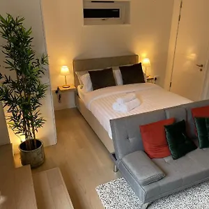 Studio House Apartment Dagenham