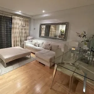 Apartment 1 Bed *