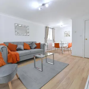Clapham Junction - 2 Bedroom Bed & Breakfast