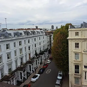Palace Court Hotel
