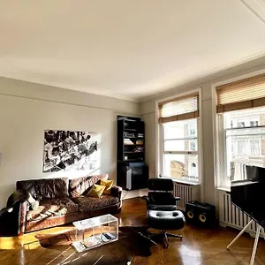 Bond Style In South Kensington * Londra