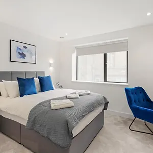 Executive 1 & 2 Bed In Heart Of Free Wifi By Aparts *