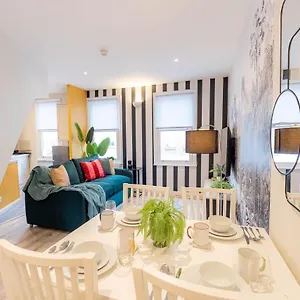 Two Bedroom Luxe View Near To Kings Cross Station