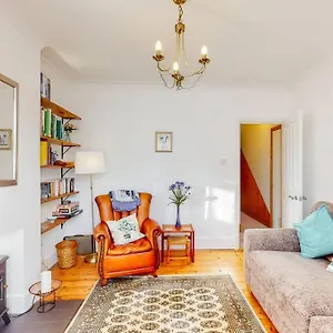 Apartment Stunning One Bedroom In Honor Oak London